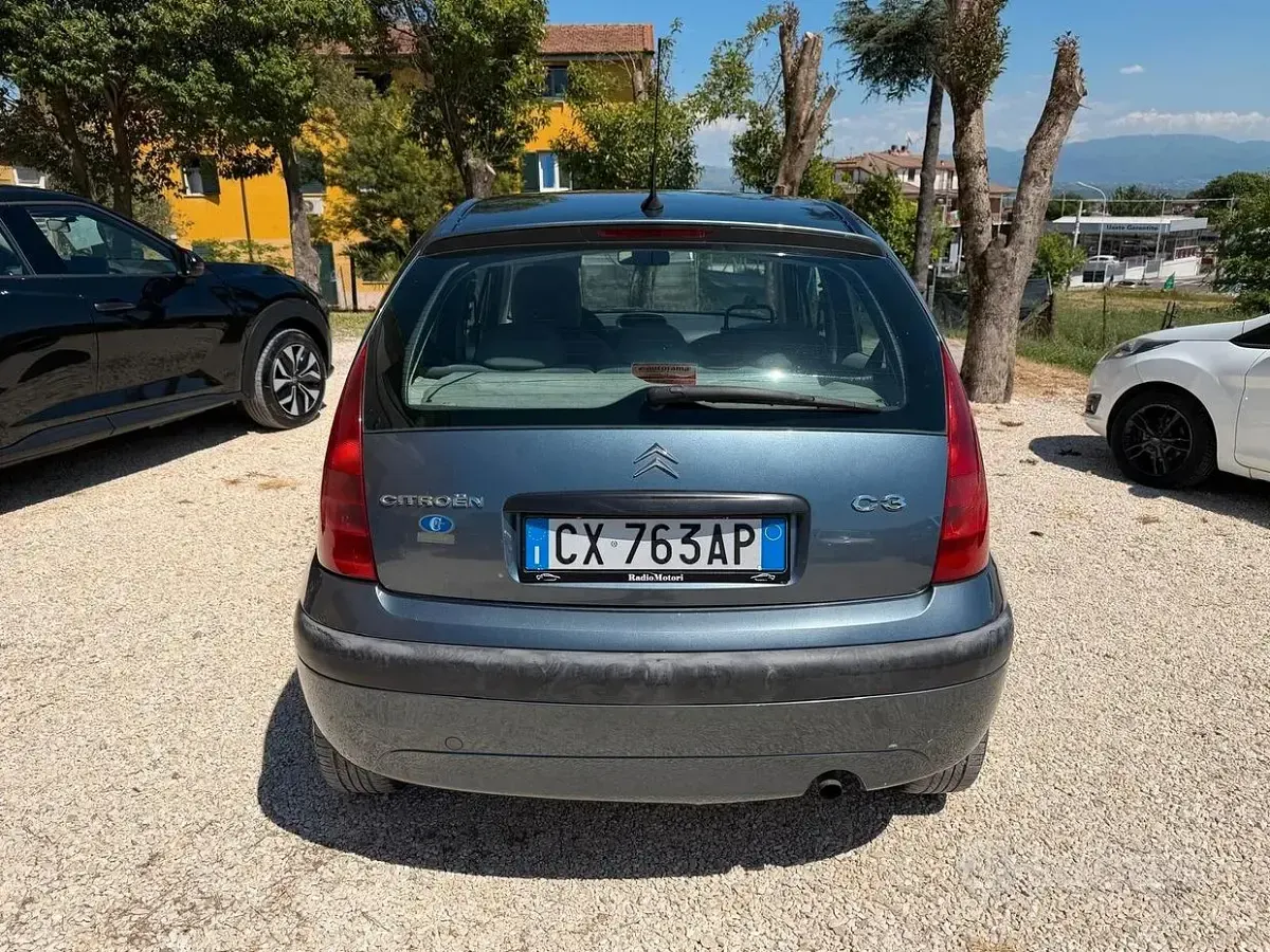 Occasion Citroën C3 90 ch (66 kW) 2005 Gris Berline