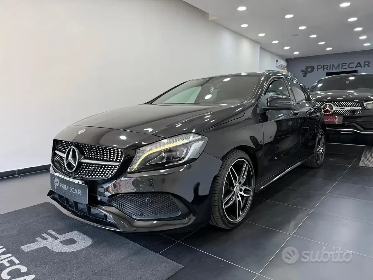 Usata Mercedes A200 Premium 136 CV (100 kW) 2016 Nero Utilitaria