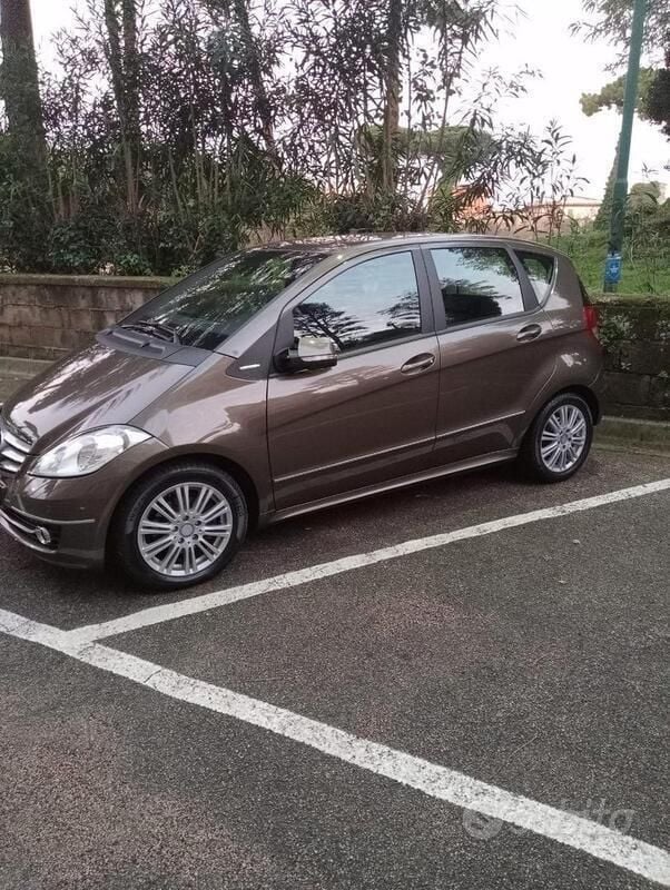 Usata Mercedes A200 2009 Marrone Berlina