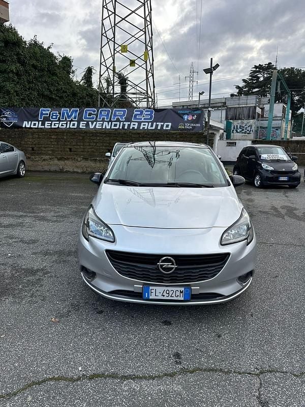 Usata Opel Corsa 90 CV (66 kW) 2018 Argento Utilitaria
