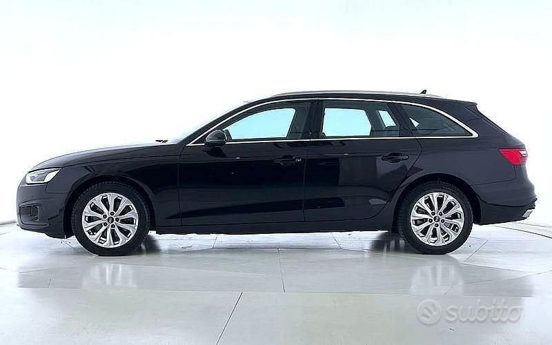 Usata Audi A4 Business 170 CV (125 kW) 2022 Nero Station wagon