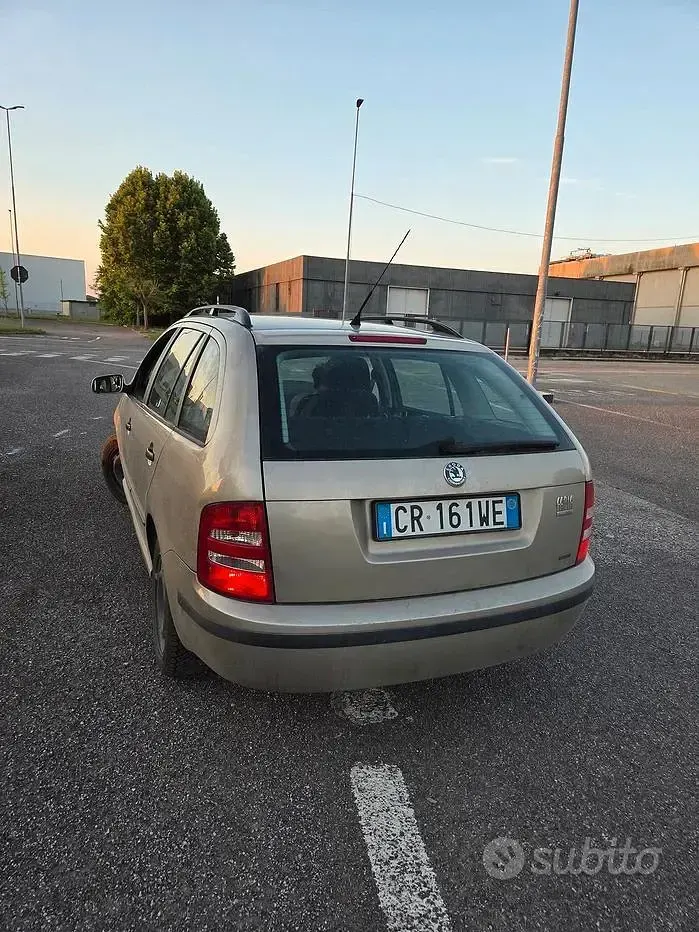 Usata Skoda Fabia 75 CV (55 kW) 2005 Station wagon