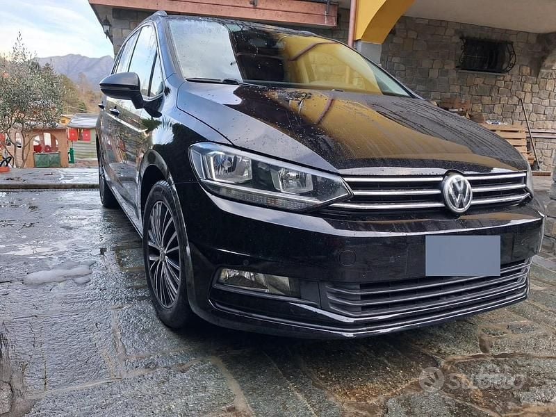 Usata VW Touran 2016 Nero Monovolume