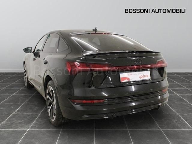 Usata Audi e-tron Ambiente 300 kW (408 CV) 2023 Nero mythos metallizzato SUV