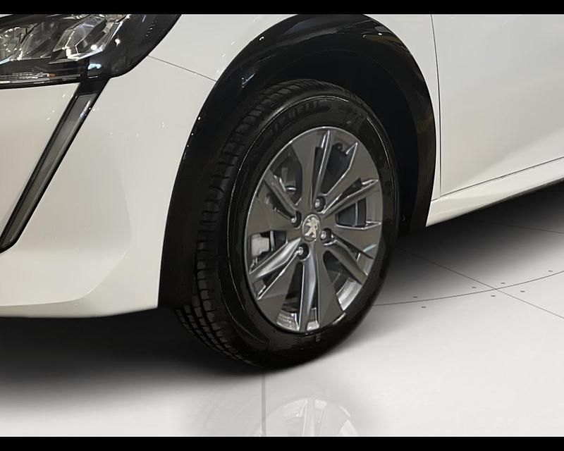 Usata Peugeot e-208 Allure 56 kW (77 CV) 2023 Bianco Utilitaria