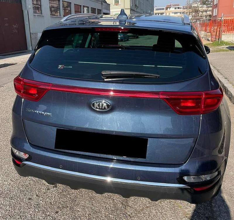 Usata Kia Sportage 132 CV (97 kW) 2020 Blu/azzurro SUV