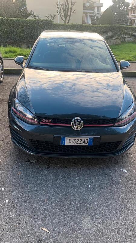 Usato 2017 VW Golf VII Benzin (22.000 €)