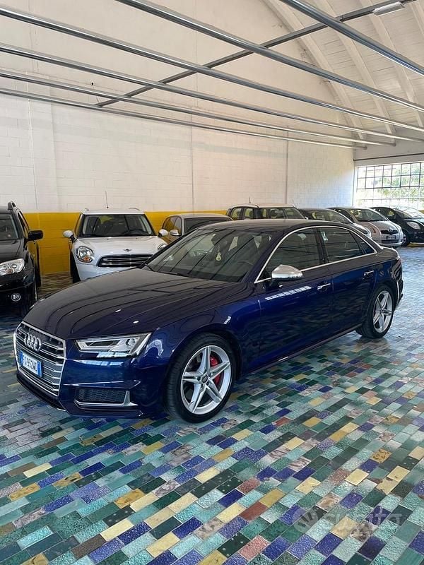 Usata Audi A4 354 CV (260 kW) 2017 Blu Berlina