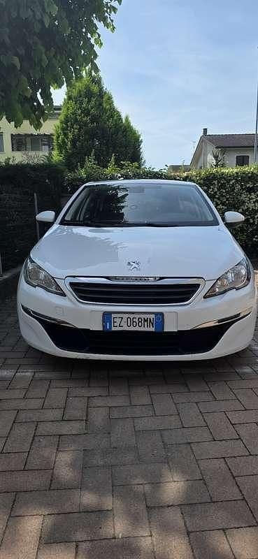 Usata Peugeot 308 SW Business-Line 120 CV (88 kW) 2015 Station wagon