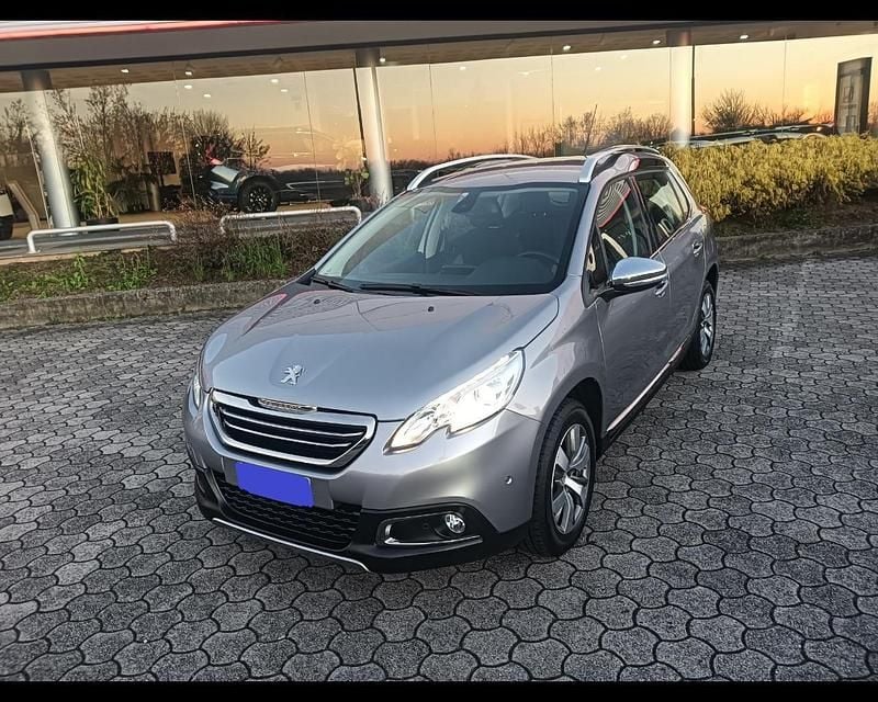 Argento Usata 2016 Peugeot 2008 Allure SUV | 8900 € (Ottimo prezzo) - Immagine 1/4