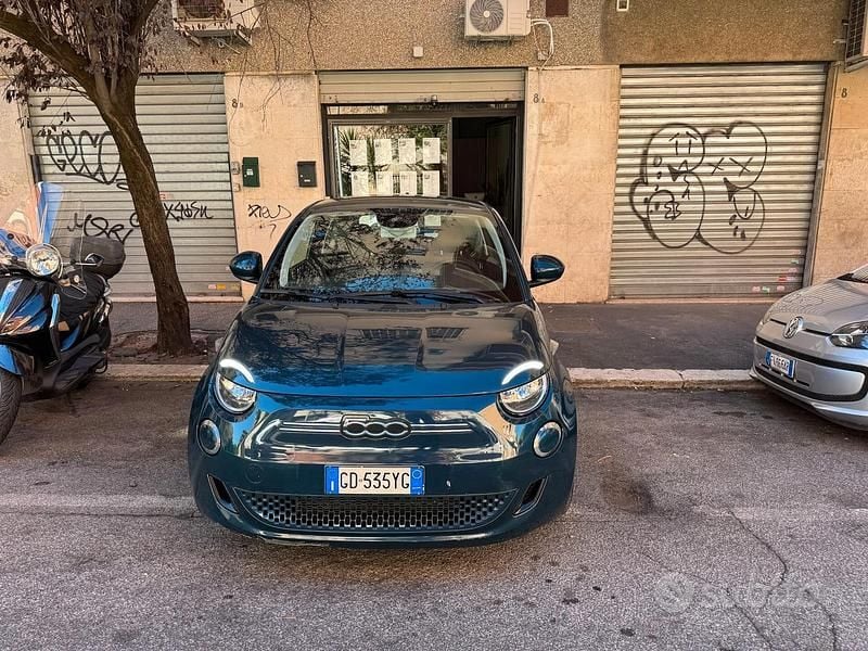 Blu Usata 2021 Fiat 500e Icon Tre volumi | 12.500 € (Ottimo prezzo) - Immagine 1/4