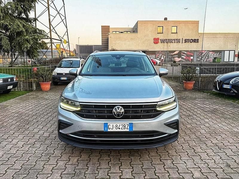 Usata VW Tiguan SE 150 CV (110 kW) 2022 Grigio SUV