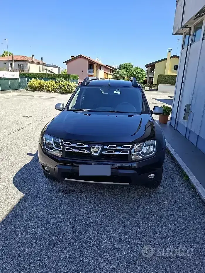 Usata Dacia Duster 109 CV (80 kW) 2014 Nero SUV