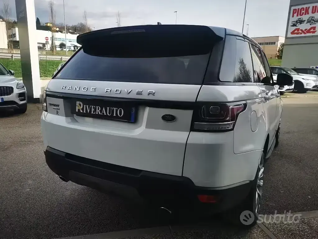 Usata Land Rover Range Rover 249 CV (183 kW) 2016 Bianco SUV