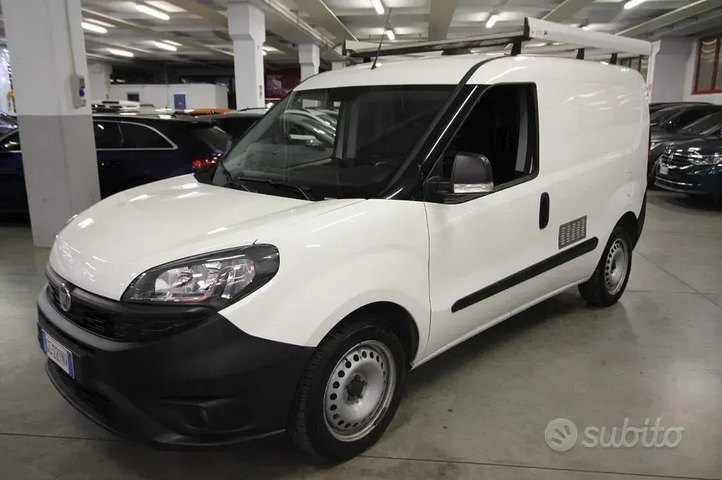 Usata Fiat Doblò Business 120 CV (88 kW) 2020 Bianco Monovolume