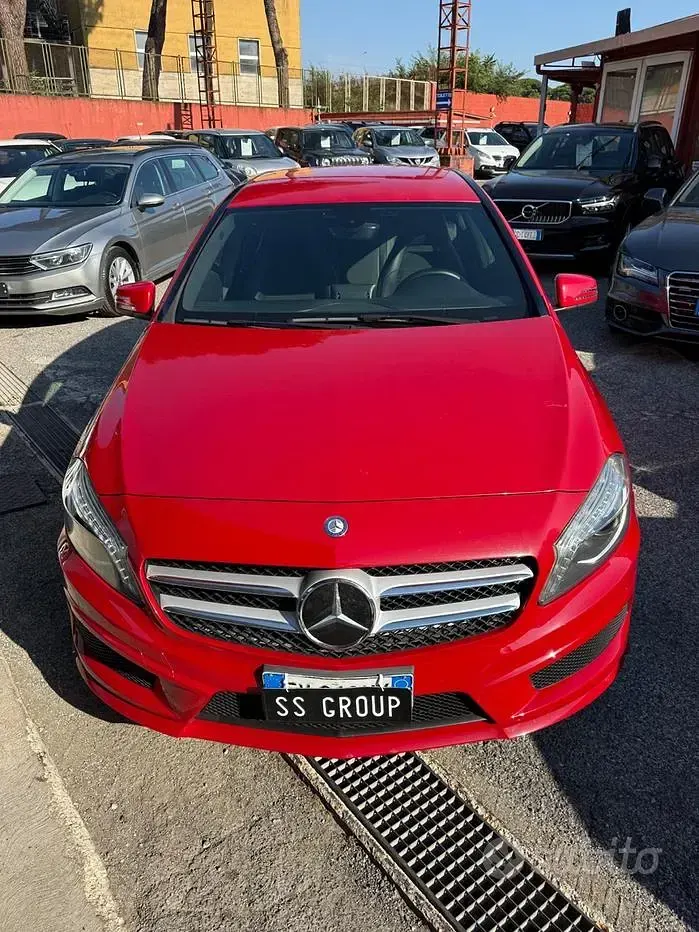 Usata Mercedes A200 Premium 136 CV (100 kW) 2014 Rosso Utilitaria