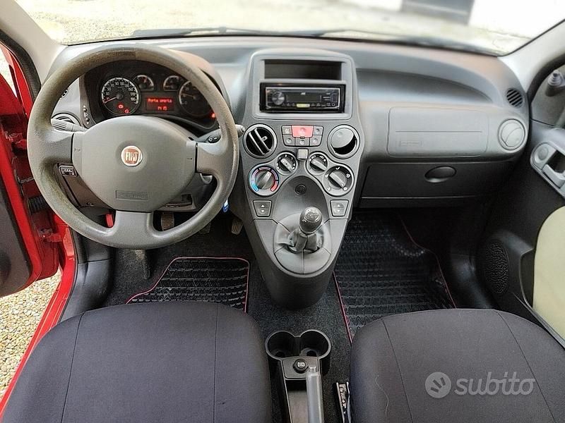 Usata Fiat Panda Dynamic 59 CV (43 kW) 2010 Rosso Utilitaria