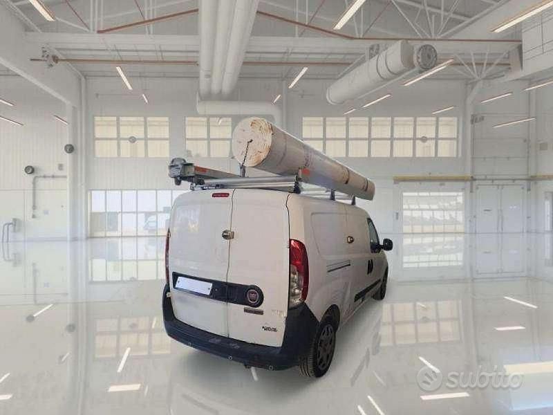 Usata Fiat Doblò 120 CV (88 kW) 2018 Bianco Monovolume