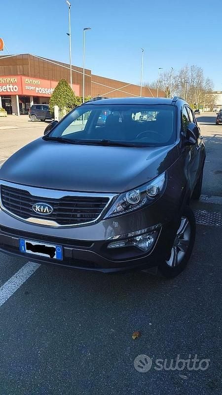 Usata Kia Sportage 116 CV (85 kW) 2011 Marrone SUV