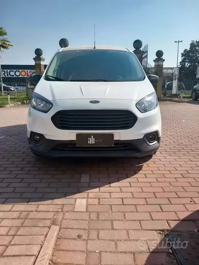 Usata Ford Transit Trend 75 CV (55 kW) 2023 Bianco Furgone