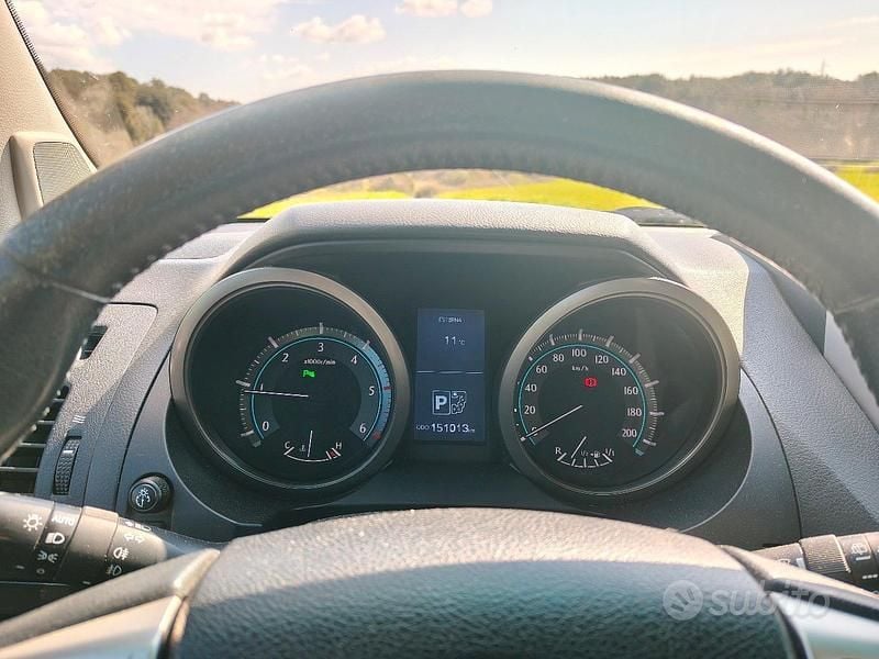 Usata Toyota Land Cruiser Sol 190 CV (139 kW) 2013 Nero SUV