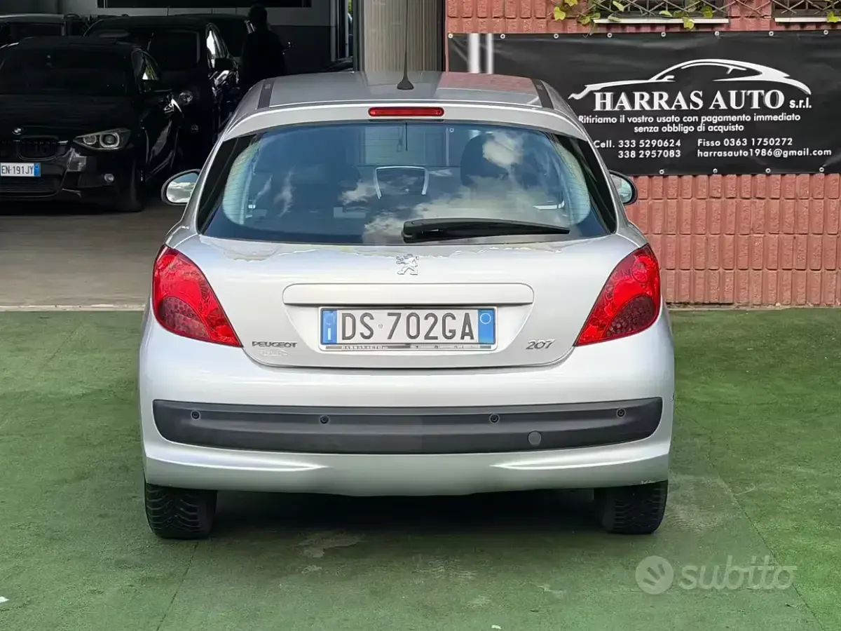 Usata Peugeot 207 68 CV (50 kW) 2008 Grigio Berlina