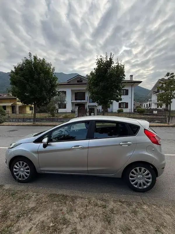 Usata Ford Fiesta 75 CV (55 kW) 2008 Utilitaria