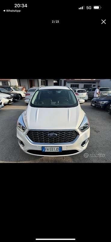 Usata Ford Kuga Vignale 179 CV (131 kW) 2017 Bianco SUV
