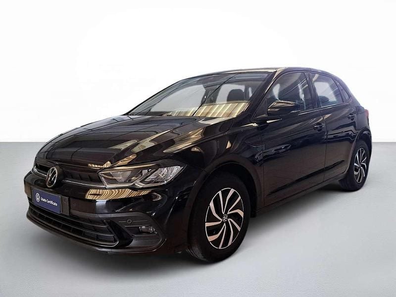 Nero Usata 2023 VW Polo Life Tre volumi | 18.500 € (Buon prezzo) - Immagine 1/4