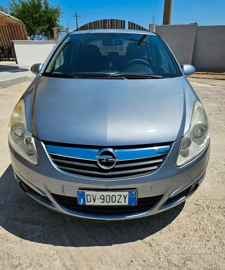 Usata Opel Corsa 80 CV (58 kW) 2009 Grigio Utilitaria