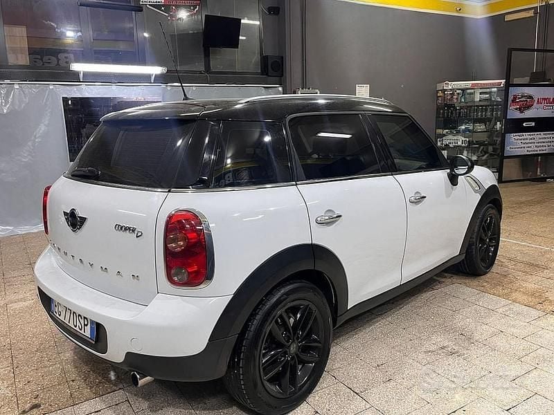 Usata Mini Cooper Countryman 2012 Bianco SUV