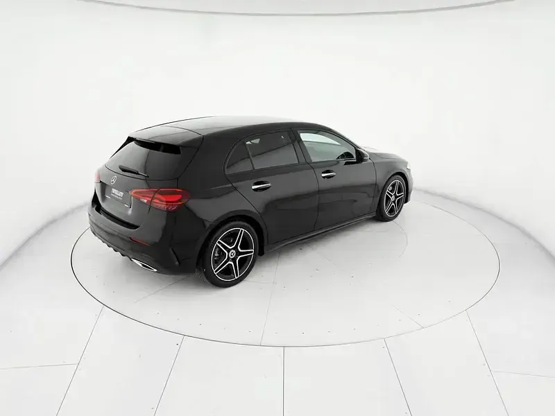 Usata Mercedes A180 Advanced Plus 116 CV (85 kW) 2023 Nero Berlina