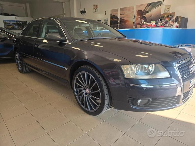 Usata Audi A8 233 CV (171 kW) 2005 Nero Berlina