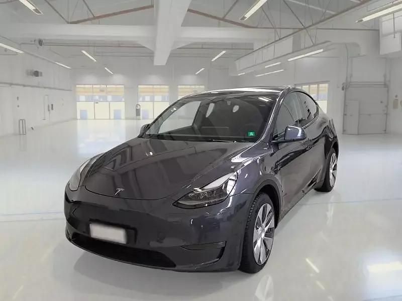 Usata Tesla Model Y 378 kW (514 CV) 2022 Grigio SUV