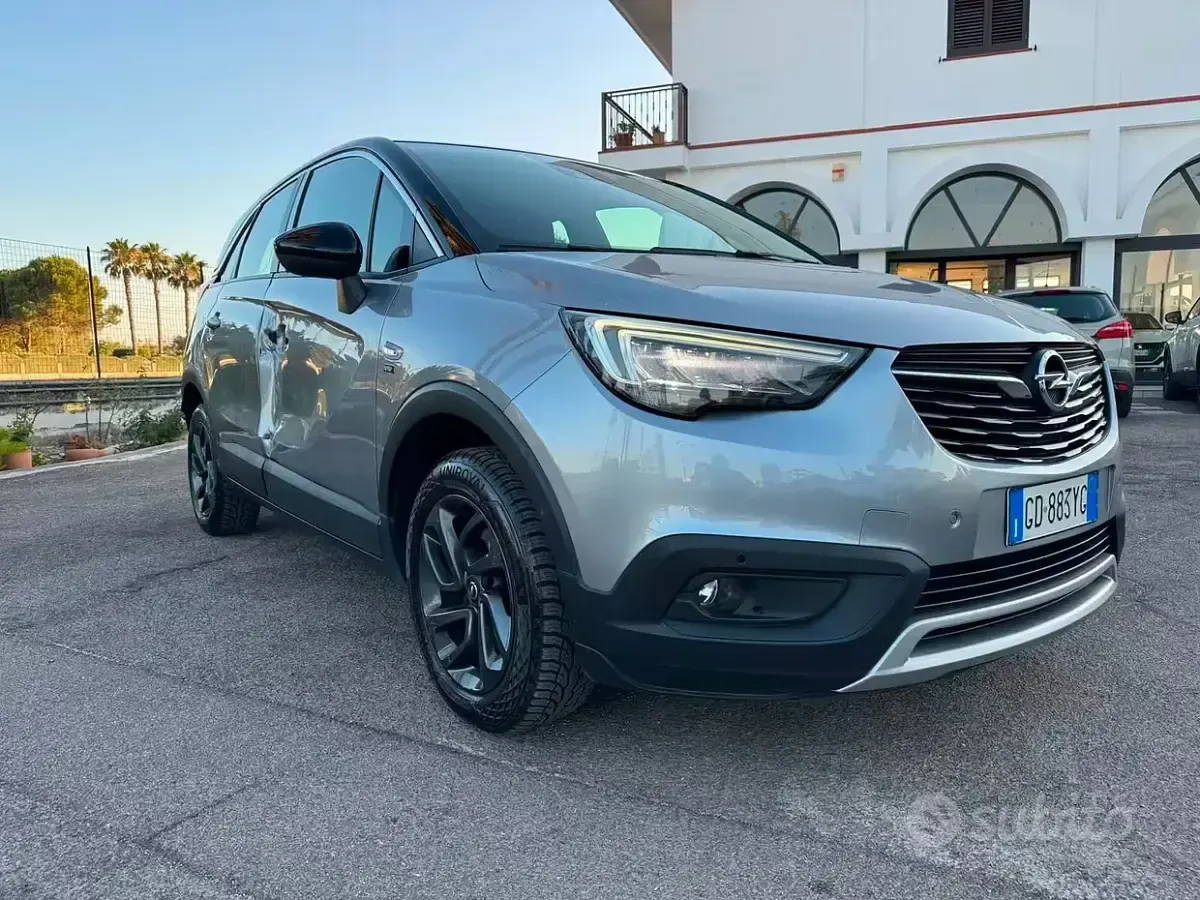 Usata Opel Crossland 120 CV (88 kW) 2020 Grigio SUV