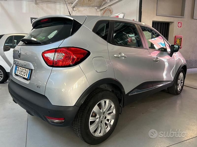 Occasion Renault Captur Intens 90 ch (66 kW) 2016 Gris SUV