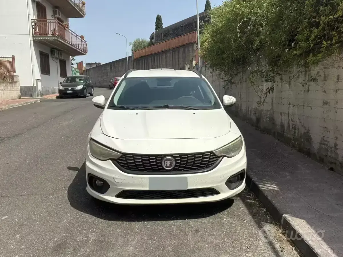 Usata Fiat Tipo 120 CV (88 kW) 2016 Bianco Station wagon