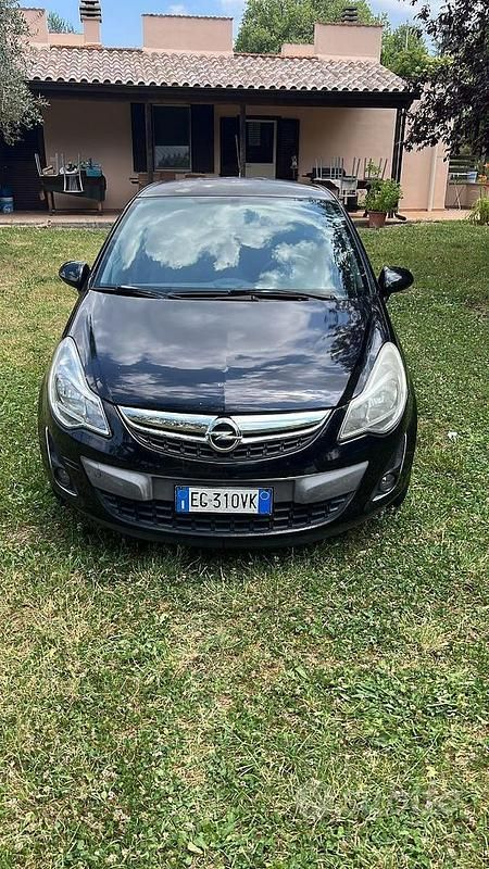 Usata Opel Corsa Cosmo 2010 Nero Berlina