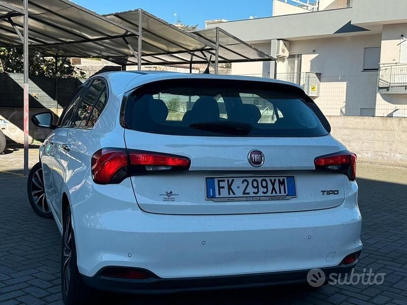 Usata Fiat Tipo 120 CV (88 kW) 2017 Bianco Berlina