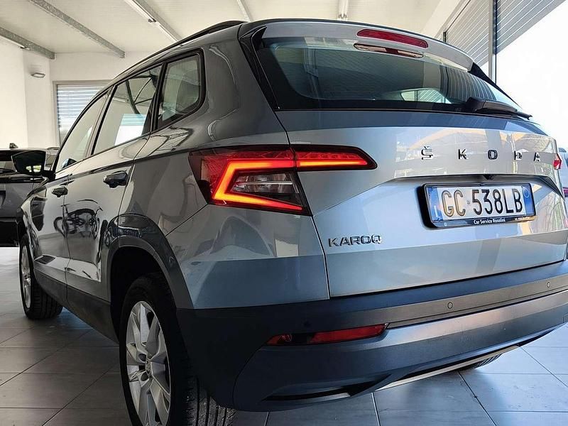 Usata Skoda Karoq Executive 116 CV (85 kW) 2020 Grigio SUV