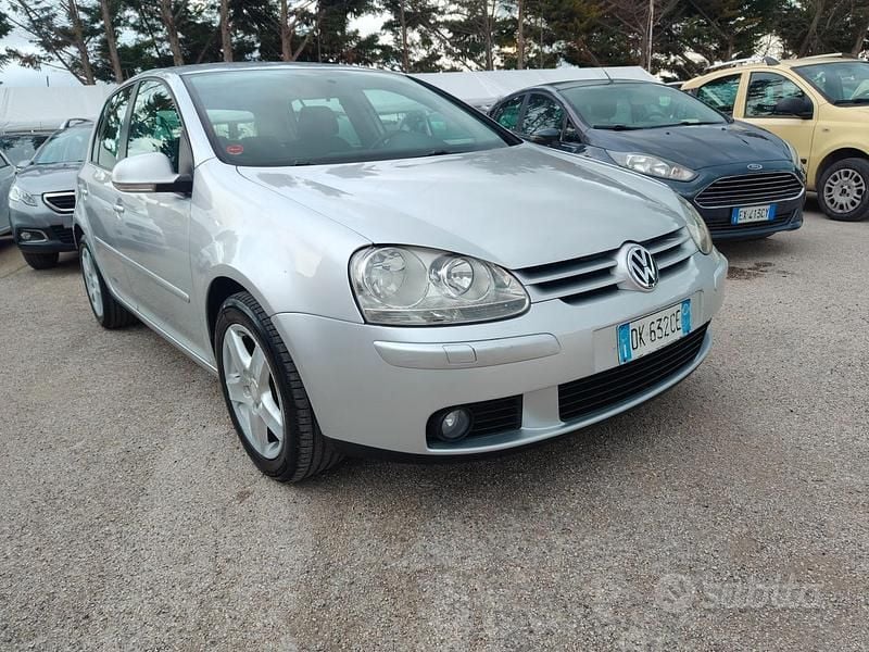 Usata VW Golf IV Sportline 105 CV (77 kW) 2006 Grigio Berlina