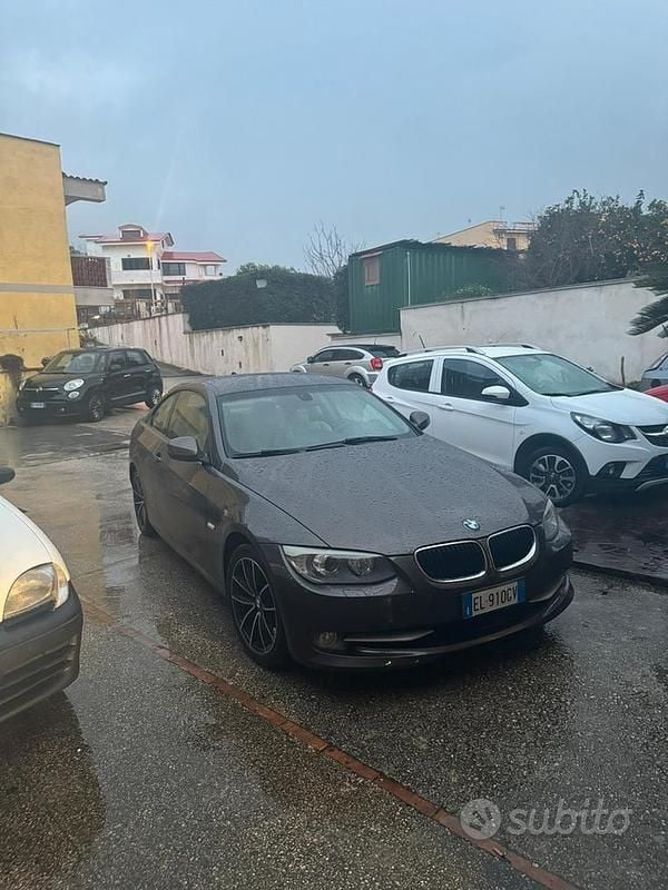 Usata BMW 320 2012 Grigio Coupé