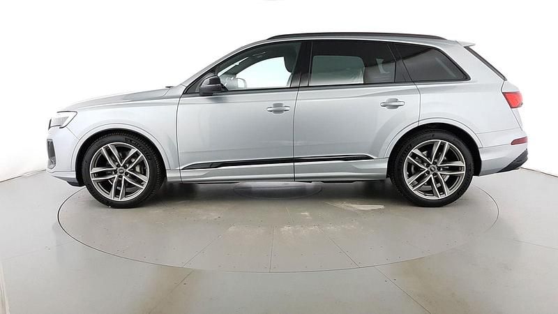 Usata Audi Q7 S-Line 286 CV (210 kW) 2024 Argento satellite SUV
