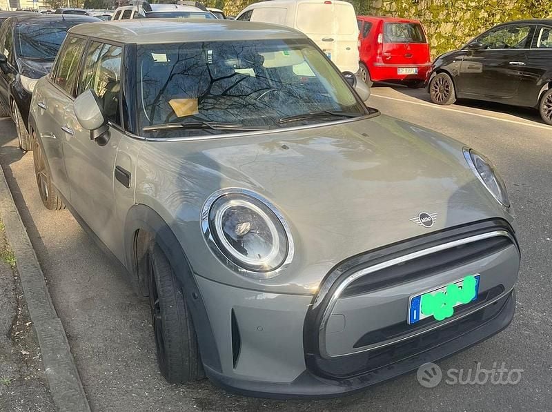 Usata Mini ONE 102 CV (75 kW) 2021 Grigio Utilitaria