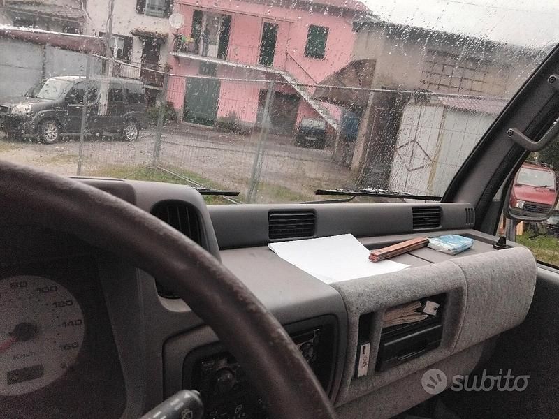 Usata Nissan Cabstar 2002 Bianco Pick-up