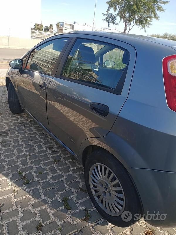 Usata Fiat Punto 2005 Grigio Utilitaria