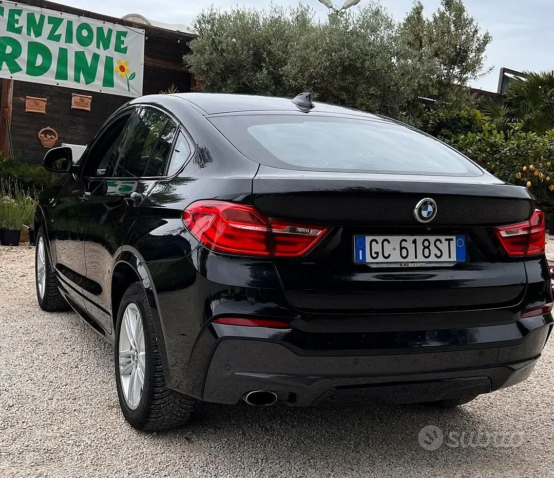 Usata BMW X4 Efficient Dynamics 190 CV (139 kW) 2017 Nero SUV