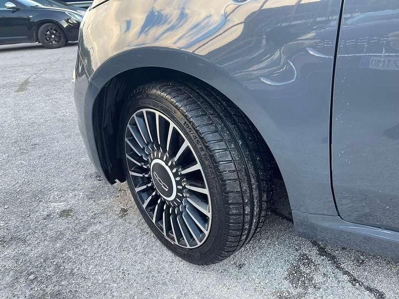 Usata Fiat 500 Lounge 69 CV (50 kW) 2021 Grigio Utilitaria