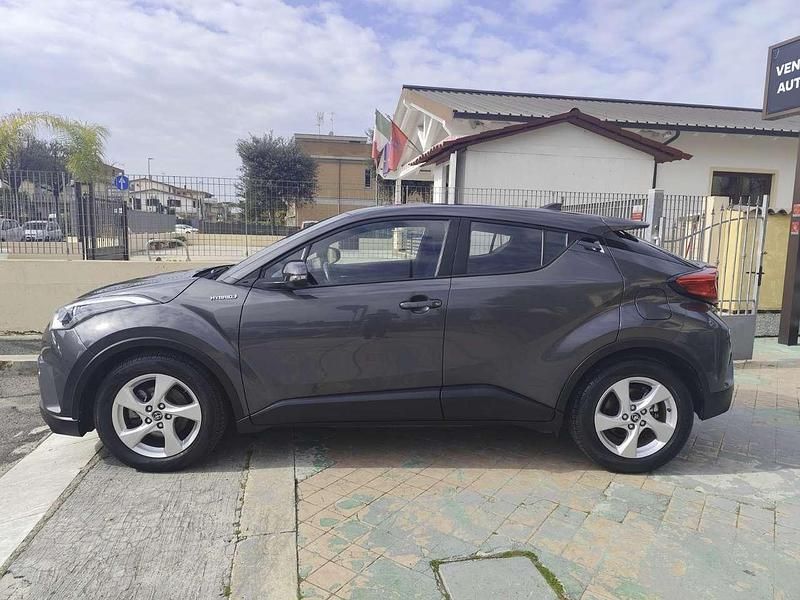 Gebraucht Toyota C-HR Business Edition 98 PS (72 kW) 2018 Grau SUV