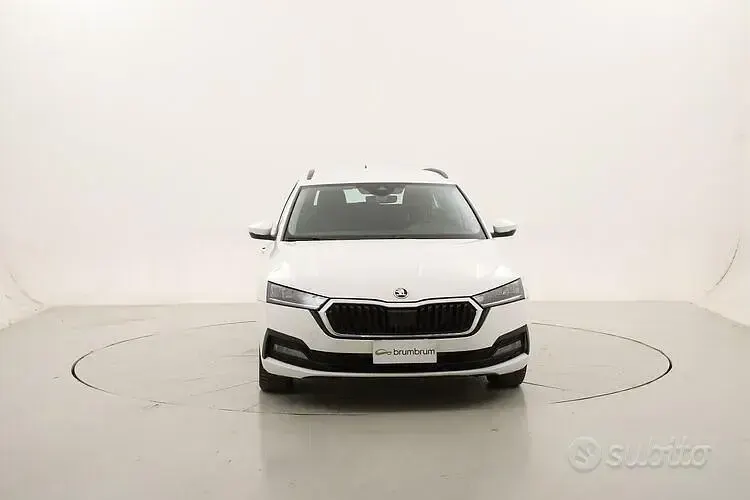 Usata Skoda Octavia Executive 150 CV (110 kW) 2022 Bianco Station wagon
